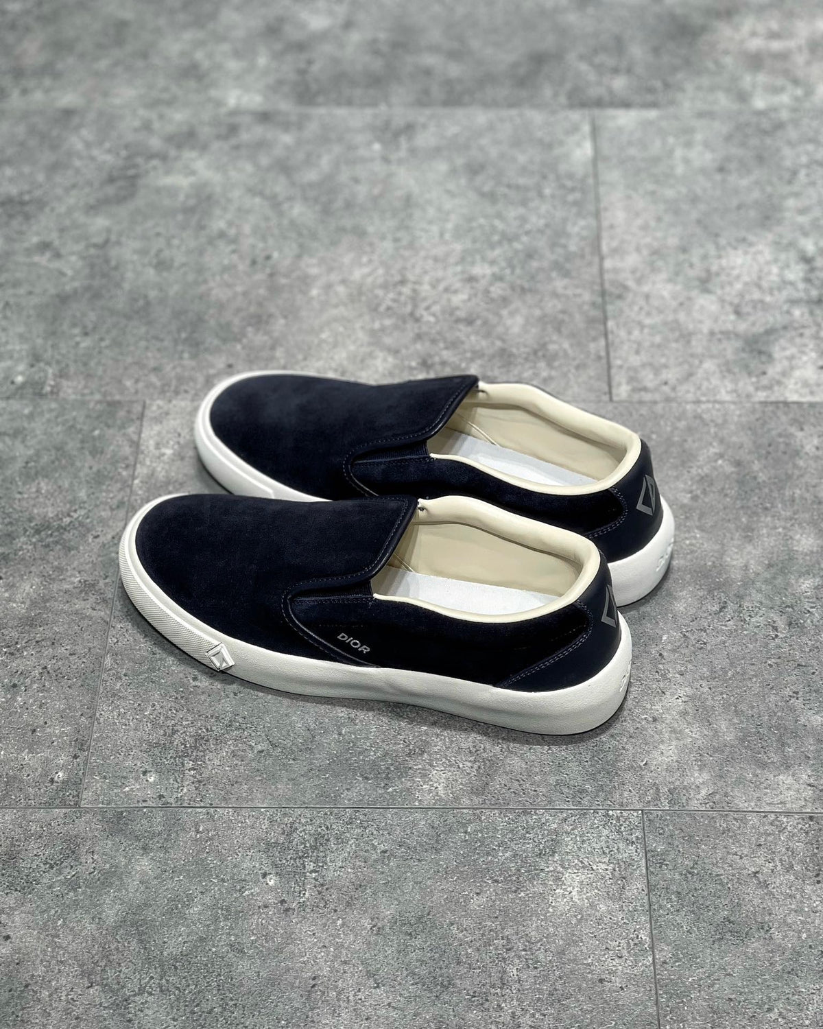 DIO Sneakers