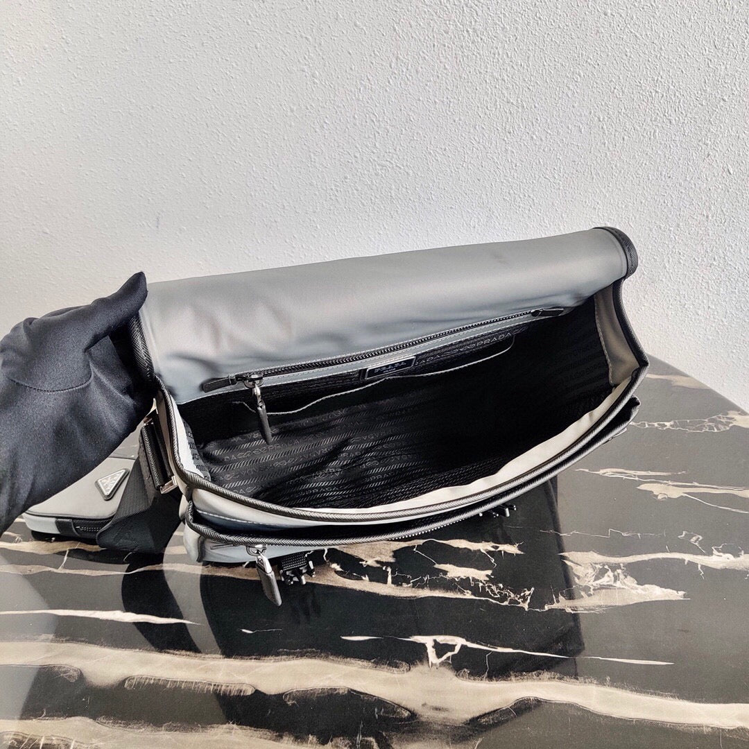 PRA Messenger Bag