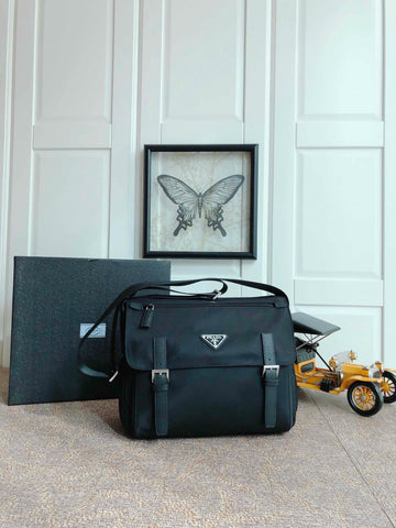 PRA Messenger Bag