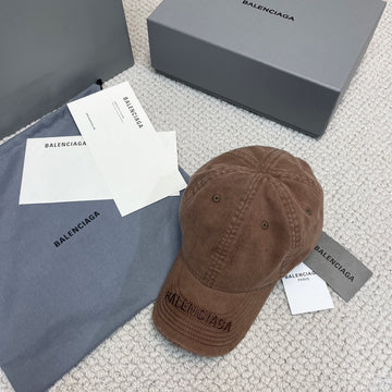 Caps