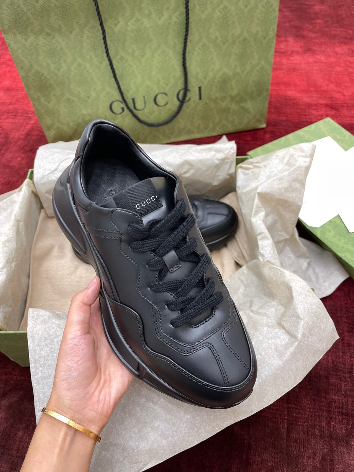 Sneakers & Shoes