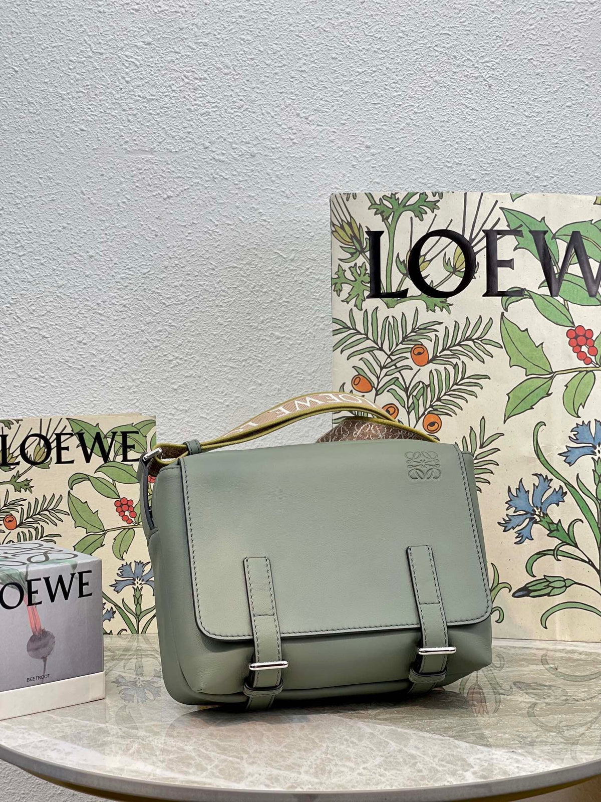 LO Messenger Bag