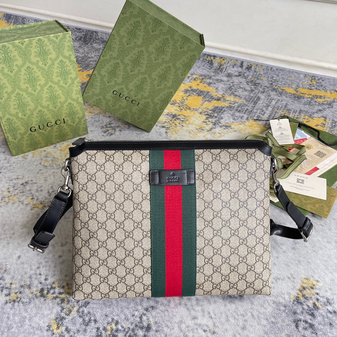 GUC Messenger Bag
