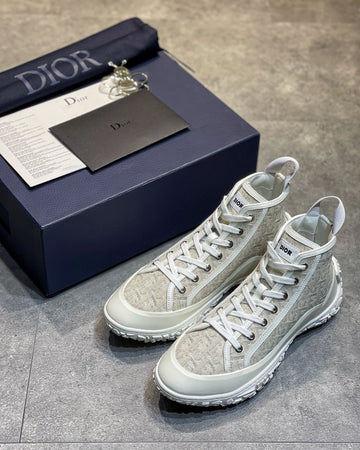 DIO Sneakers