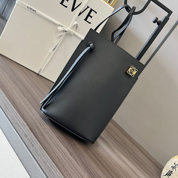LO Sling Bag