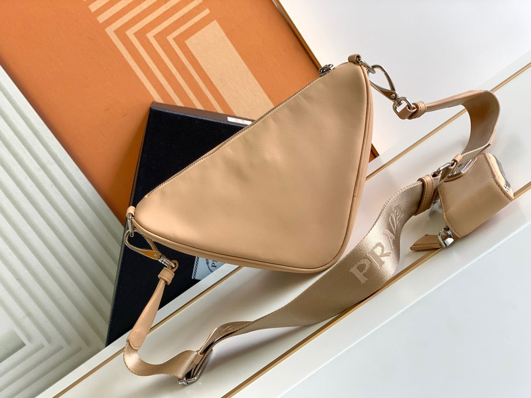 PRA Cross Body Bag