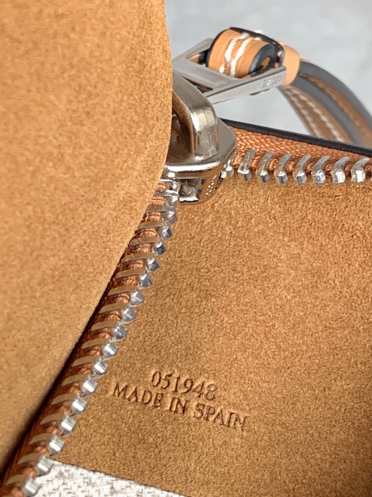 LO Puzzle Bag
