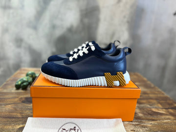 HERM Sneakers