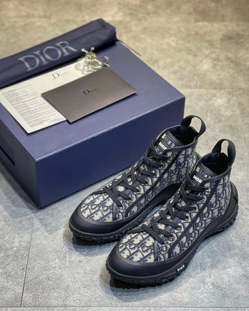 DIO Sneakers
