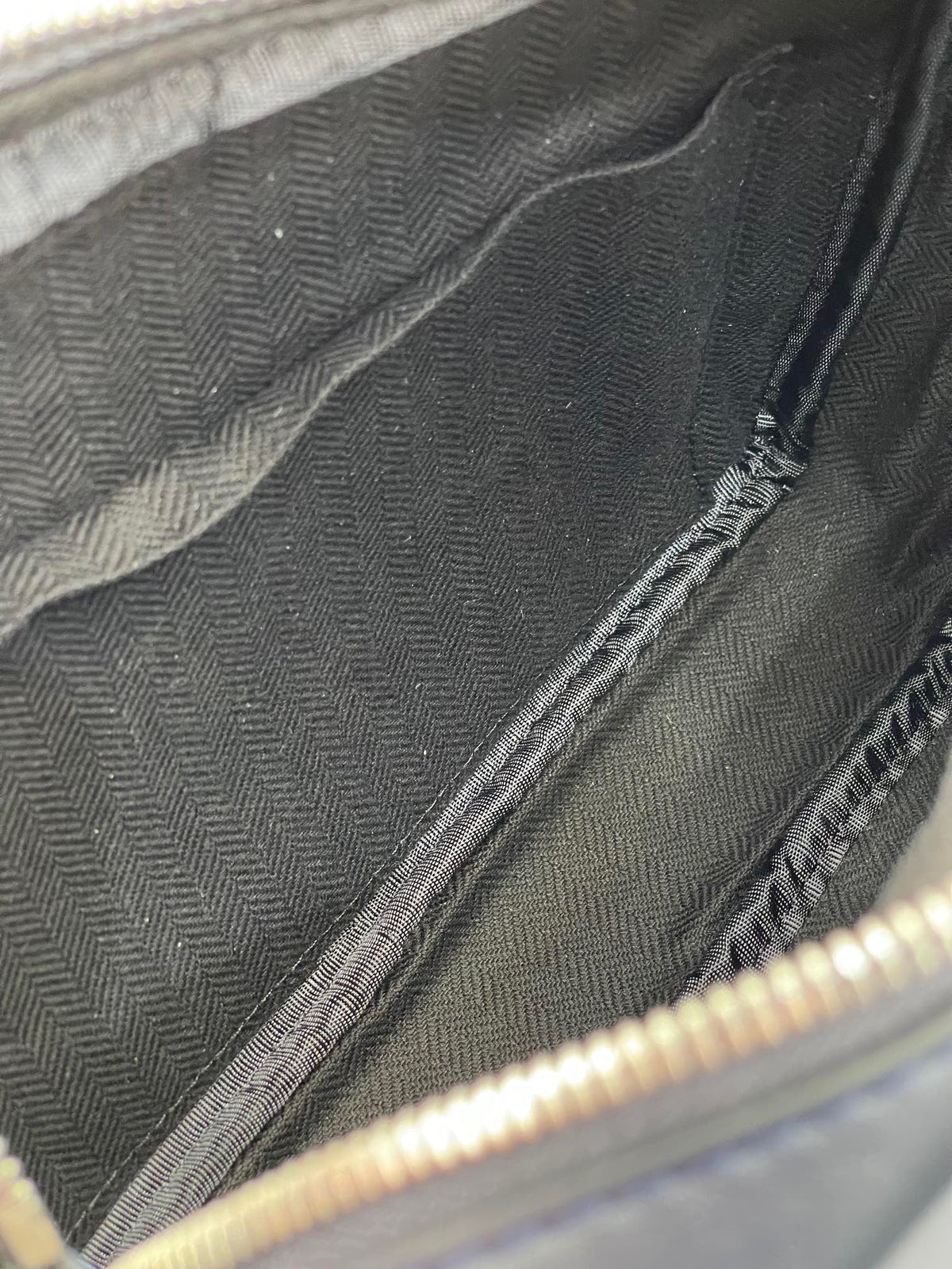 LO Messenger Bag