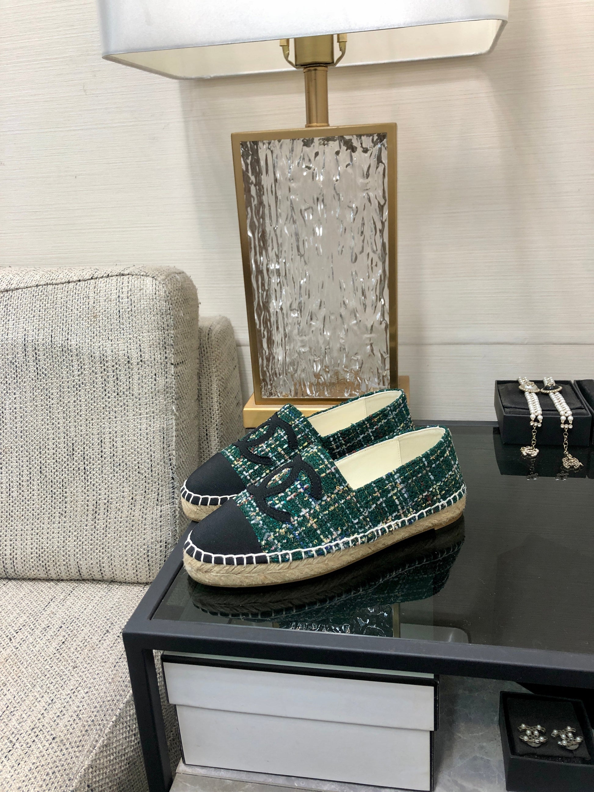 ESPADRILLE FOREST GREEN TWEED FABRIC AND BLACK CALFSKIN FLATS