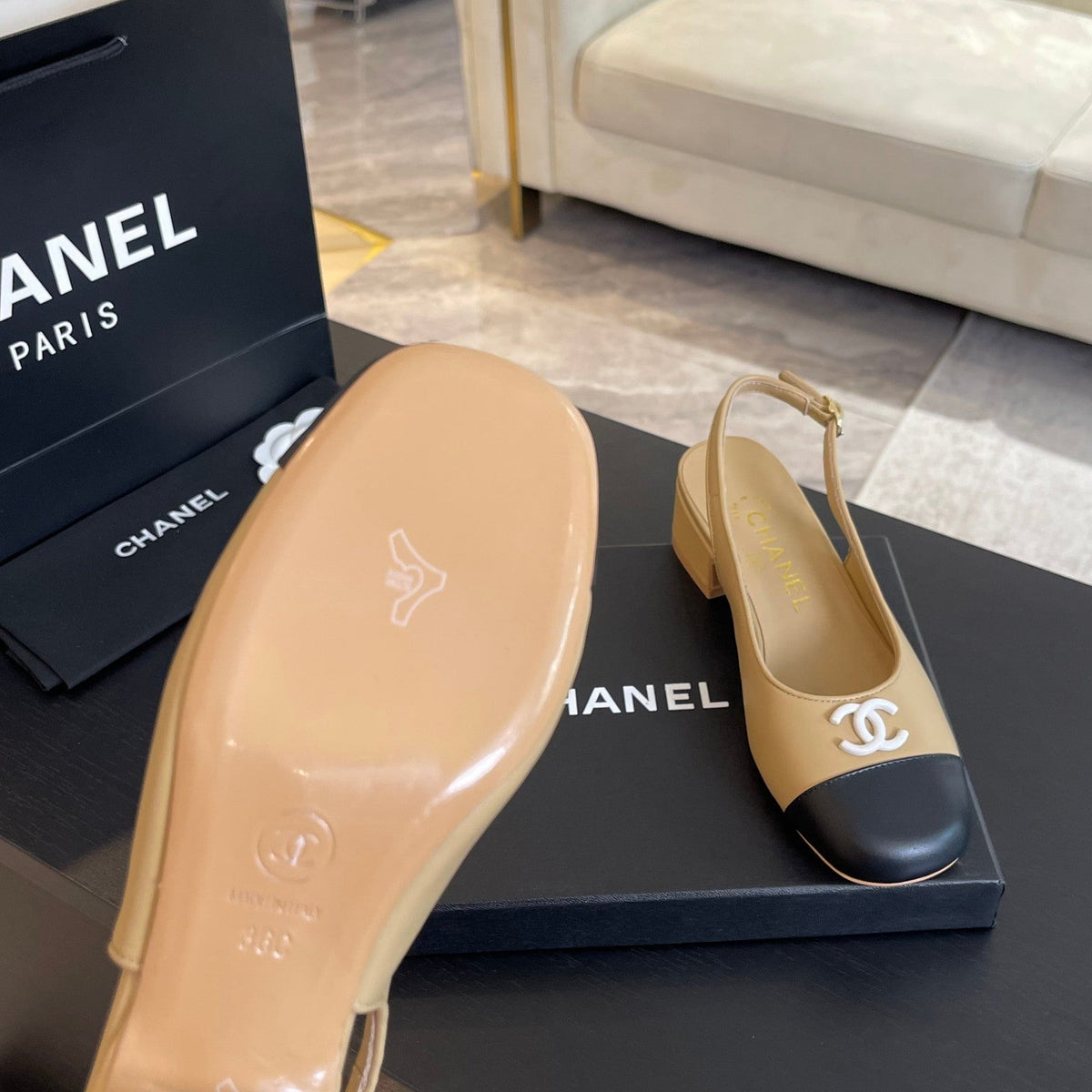 CC SLINGBACKS IN DARK BEIGE MIX BLACK CALFSKIN