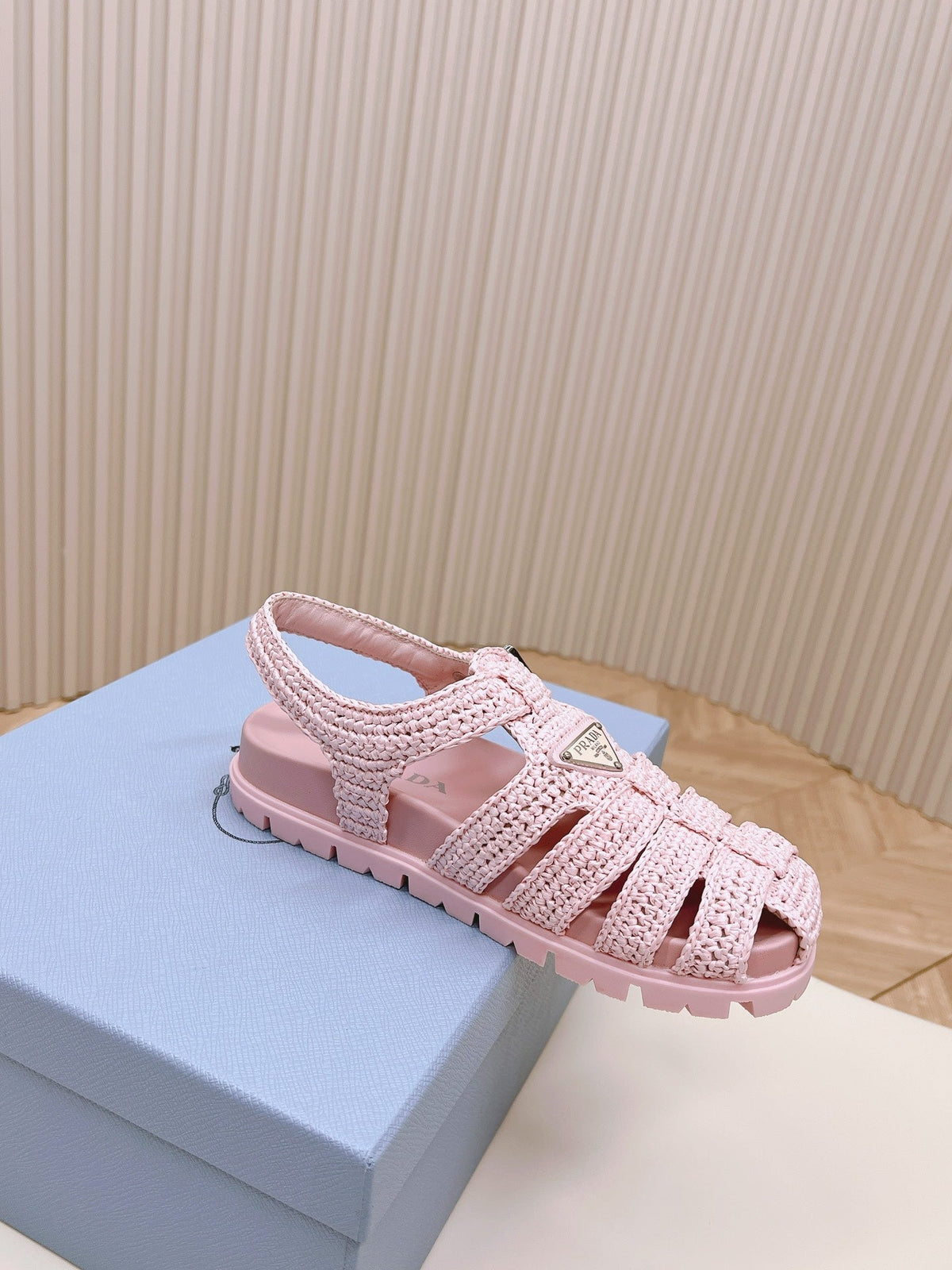 Monolith Crochet Cage Sandals 30 Pink