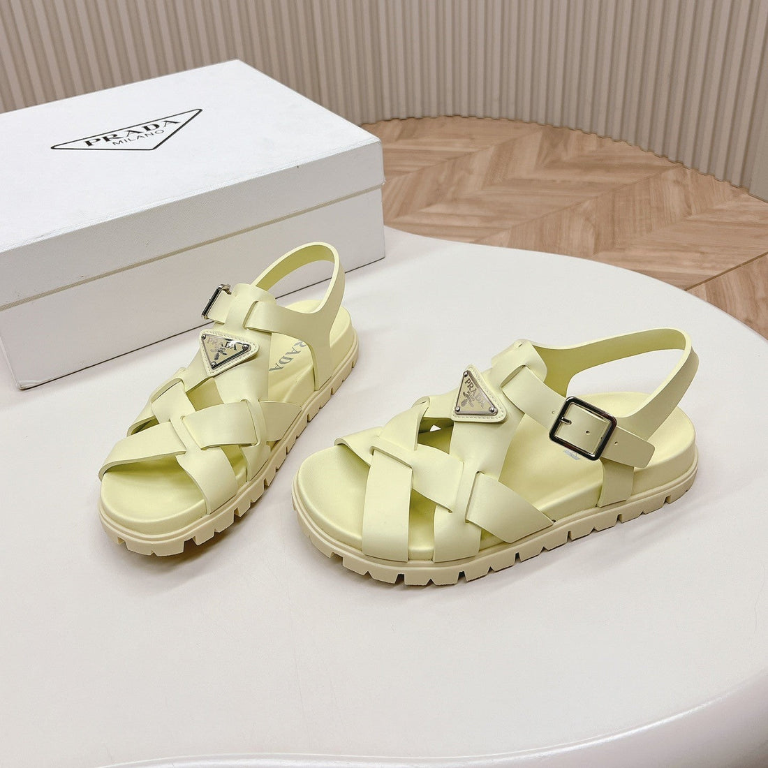 Pra Interwoven Straps Sandals 30 Vanilla