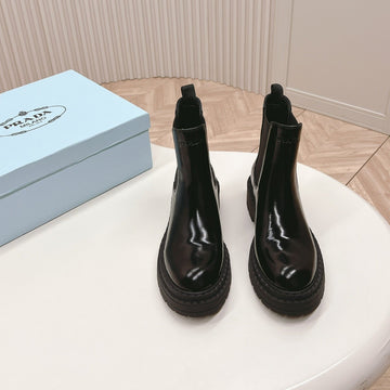 PRA BRUSHED BOOTIES GLOSSY BLACK CALFSKIN