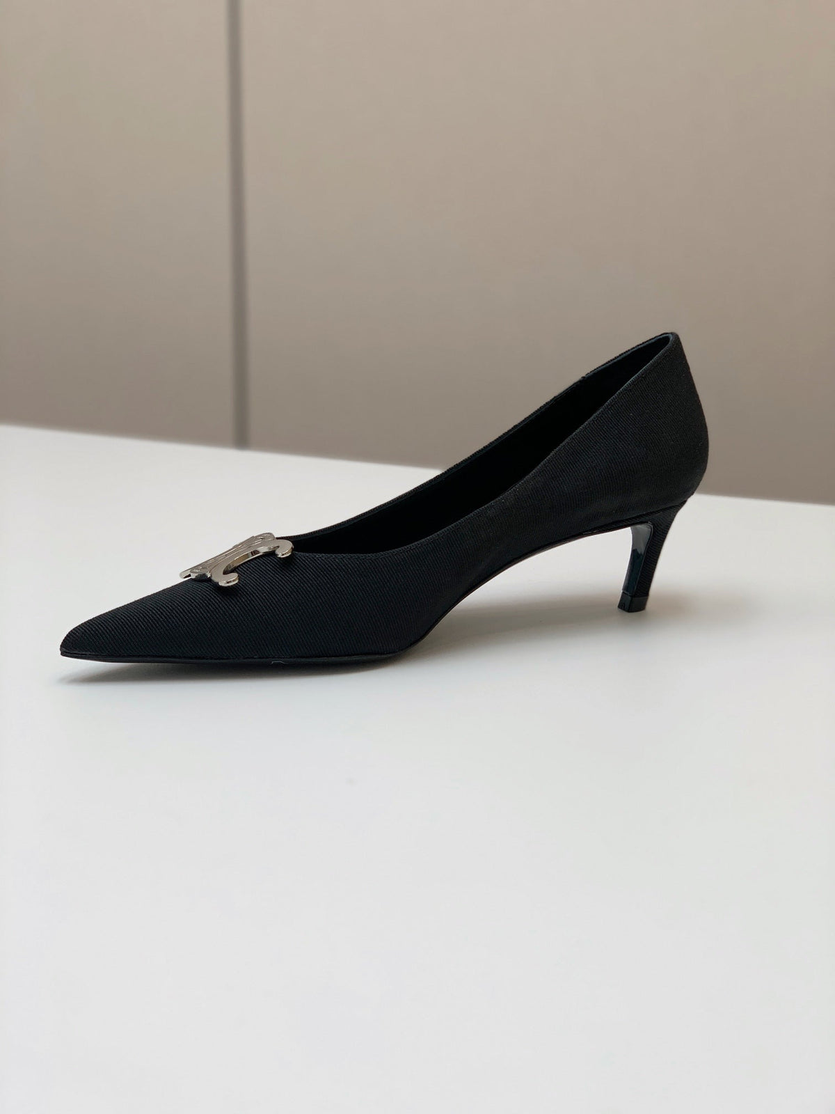 MEDIUM-HEELED 50MM PUMP IN BLACK SUEDE