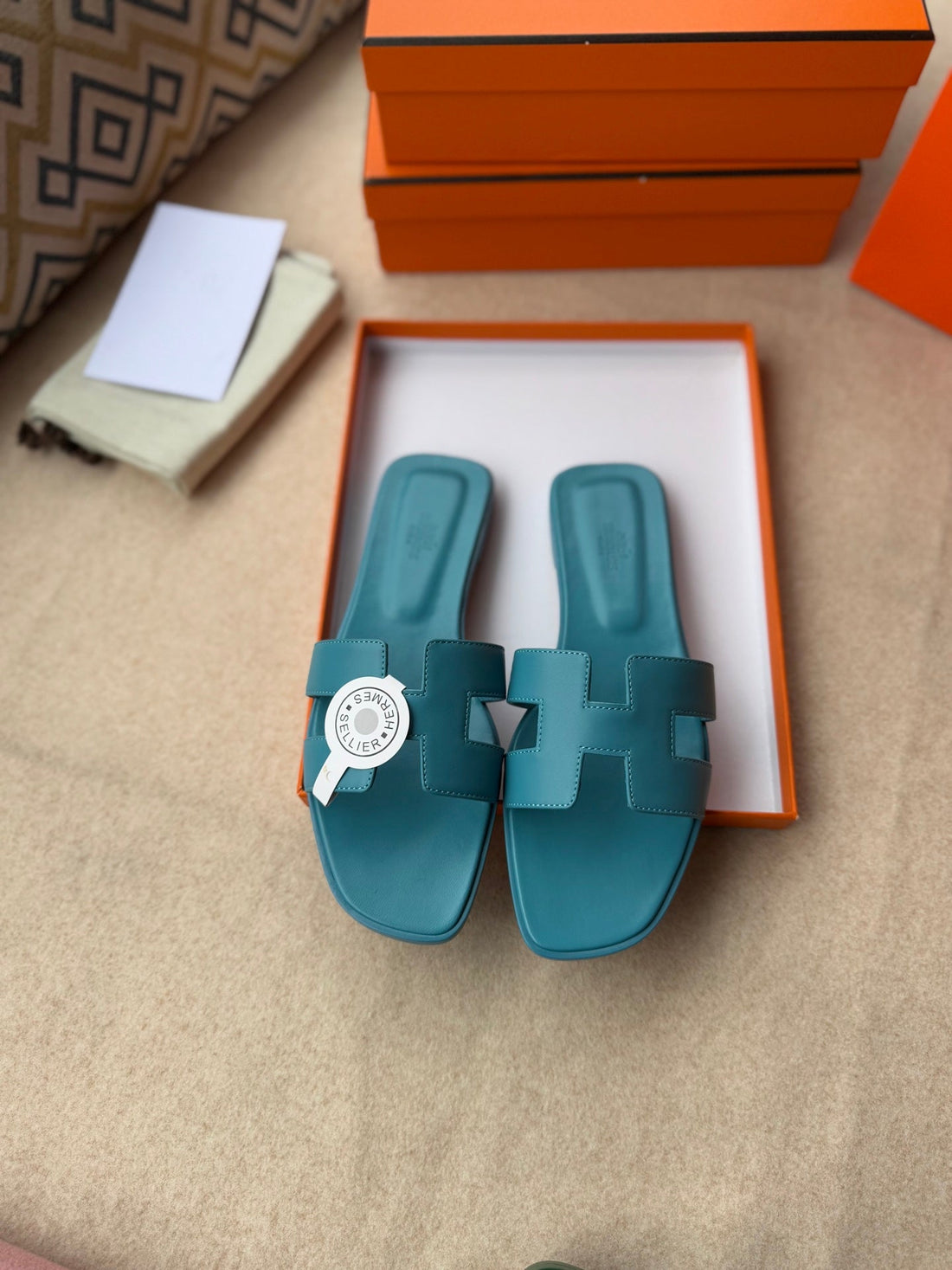 0RAN SANDALS IN SAPPHIRE BLUE CALFSKIN