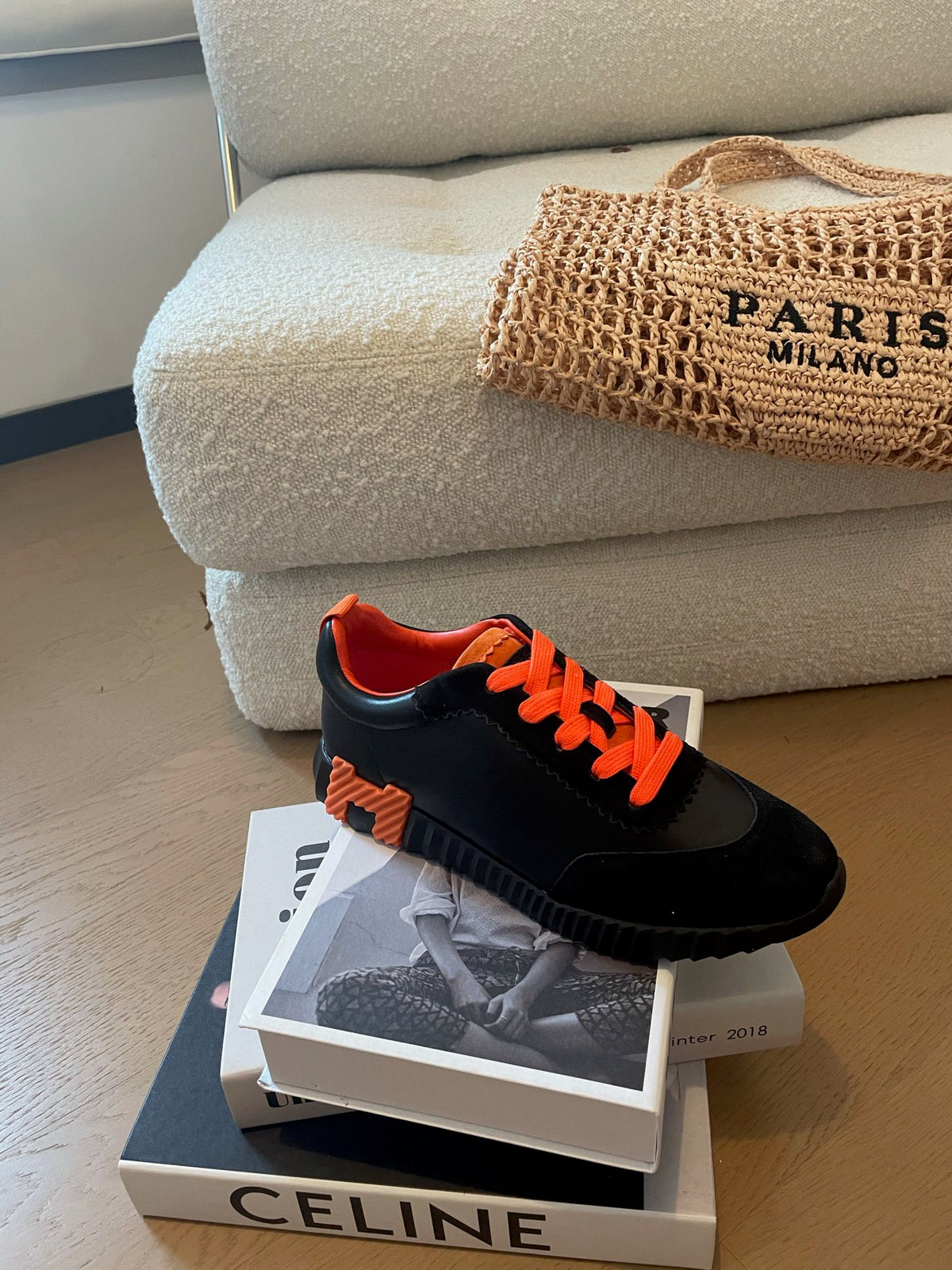 BOUNCING SNEAKERS BLACK CALFSKIN WITH ORANGE LACES
