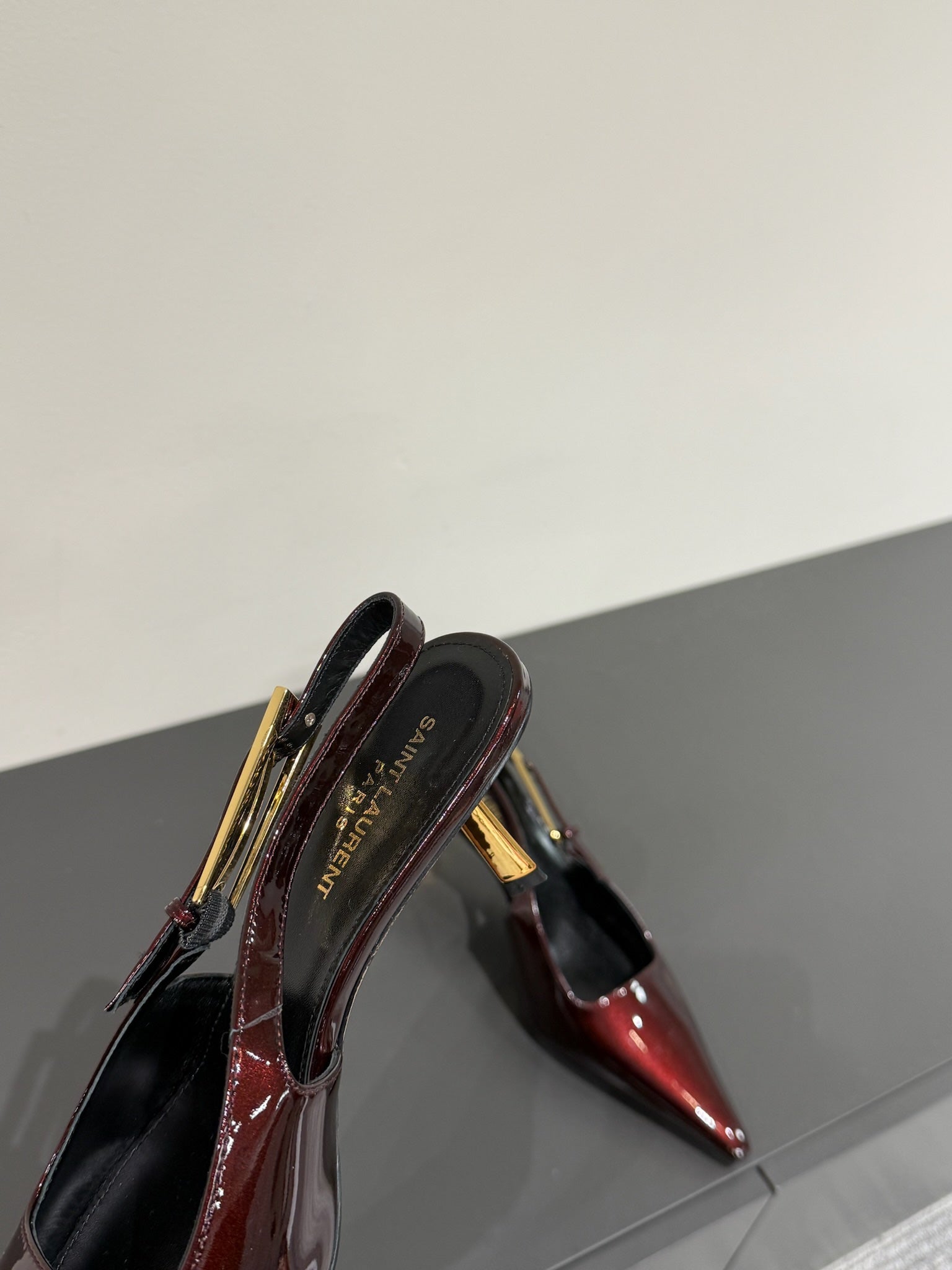 LEE SLINGBACK PUMPS 75 MM IN BURGUNDY RED PATENT CALFSKIN