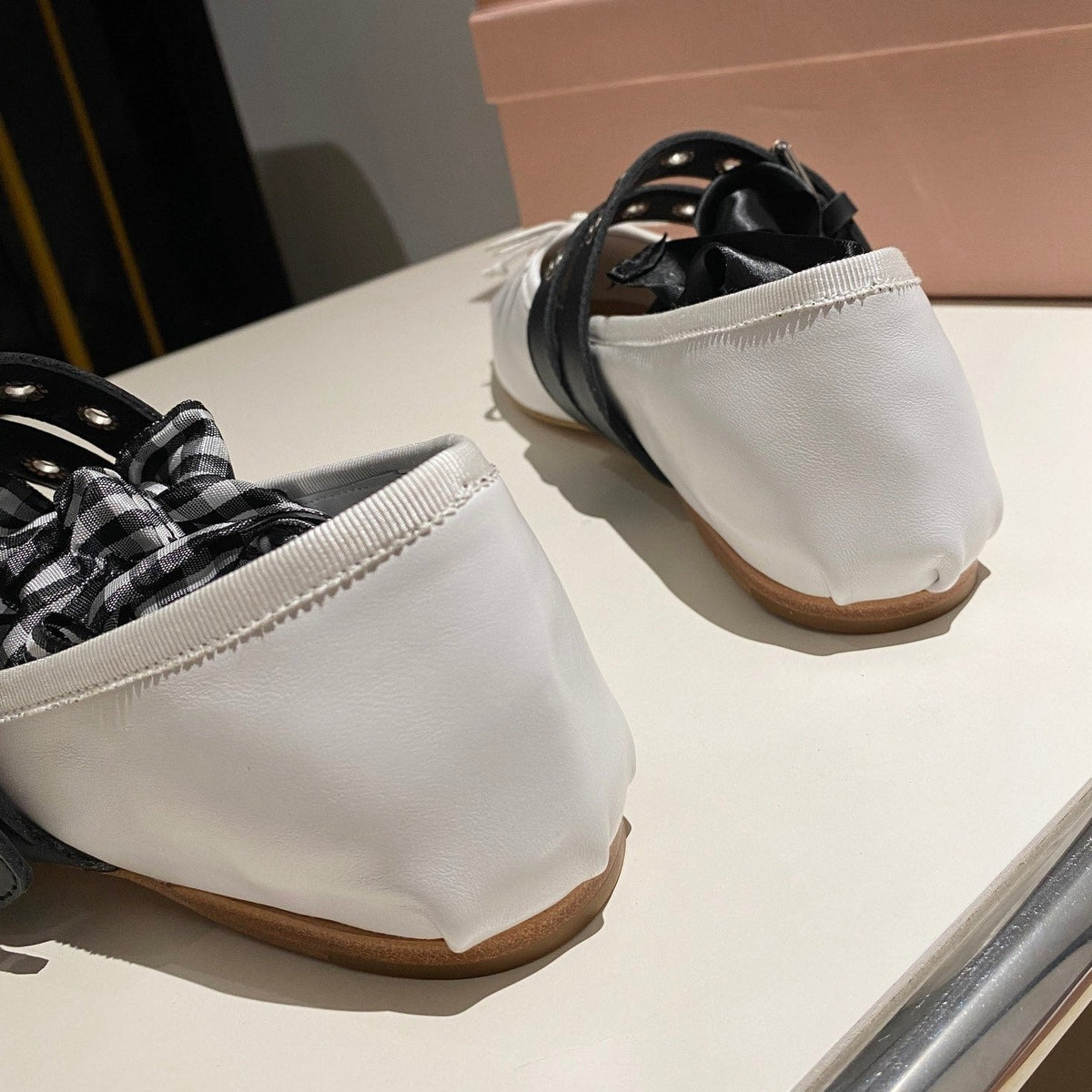BALLET FLAT SHOES WHITE LAMBSKIN WITH UNIQUE BLACK STRAPS