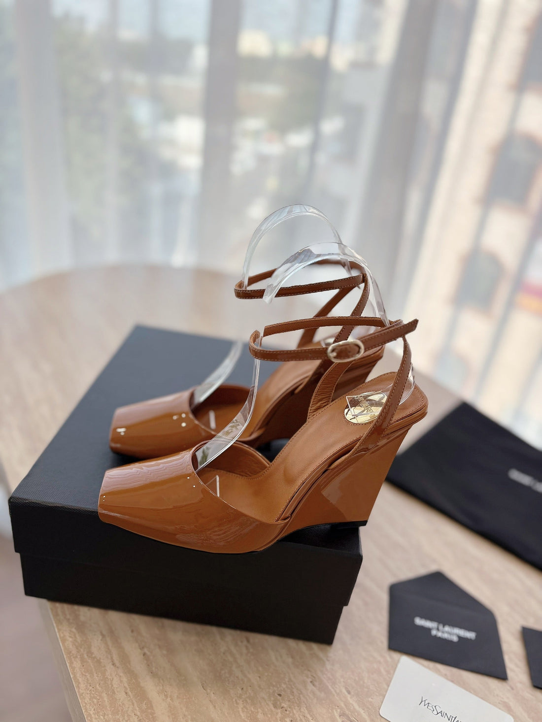 LA SCANDALE HIGH 10 CM WEDGE SANDALS IN BRONZE BROWN PATENT LEATHER