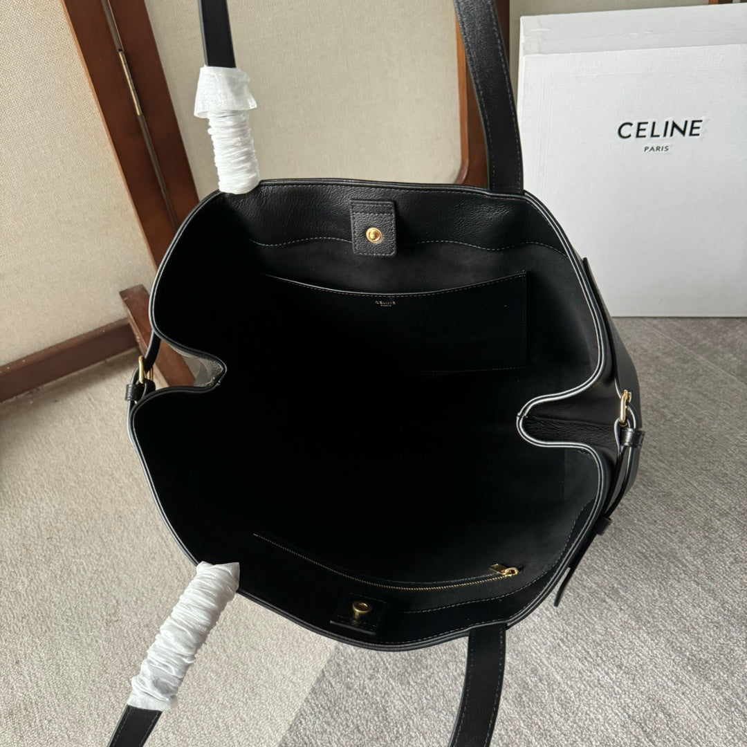 MEDIUM CABAS ANAÏS CUIR TRIOMPHE 54 IN BLACK GRAINED CALFSKIN