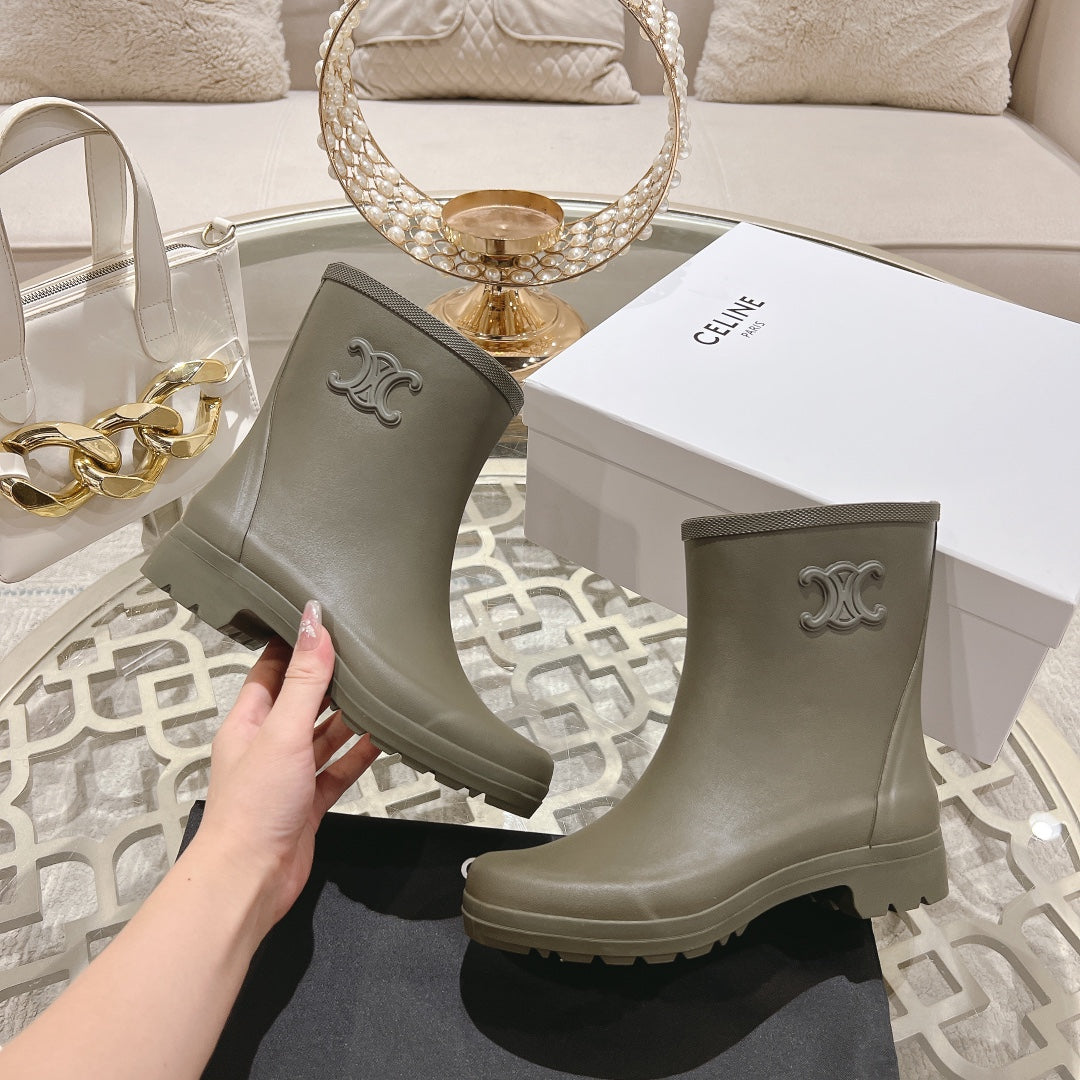 MID RAIN BOOTS IN WOOD BROWN NATURAL RUBBER