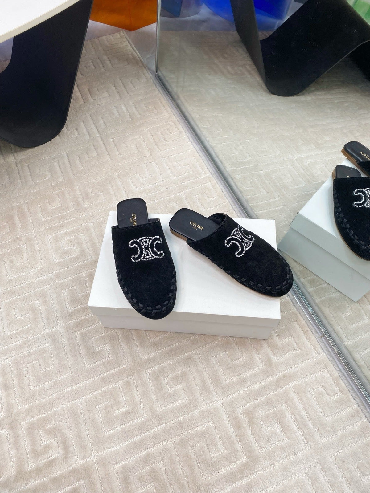 MARLOU MULE IN BLACK SUEDE