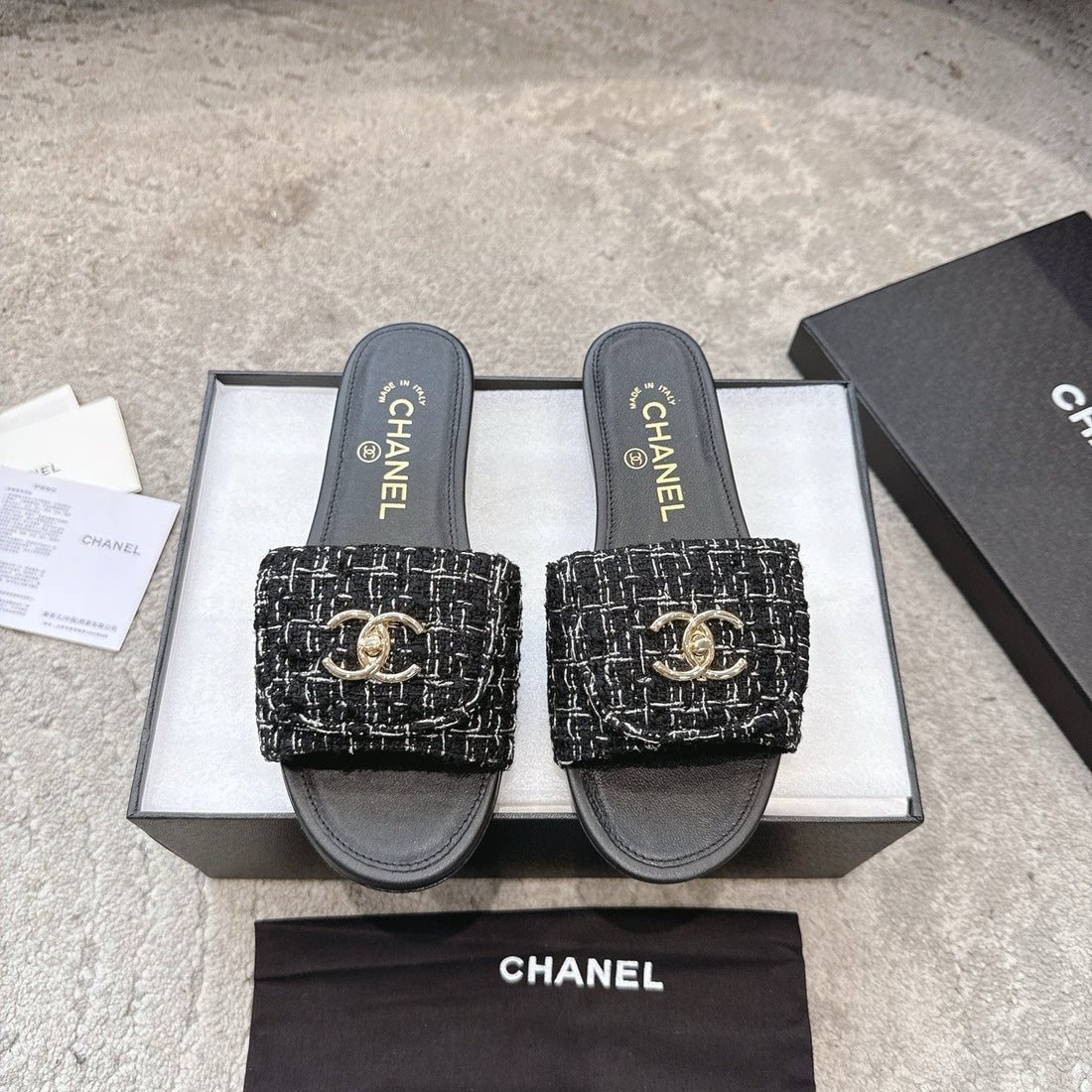 PLATFORM SLIPPERS LOGO IN BLACK TWEED AND LAMBSKIN