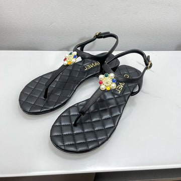 THONG SANDALS WITH COLORFUL PEARL BUCKLE IN BLACK LAMBSKIN