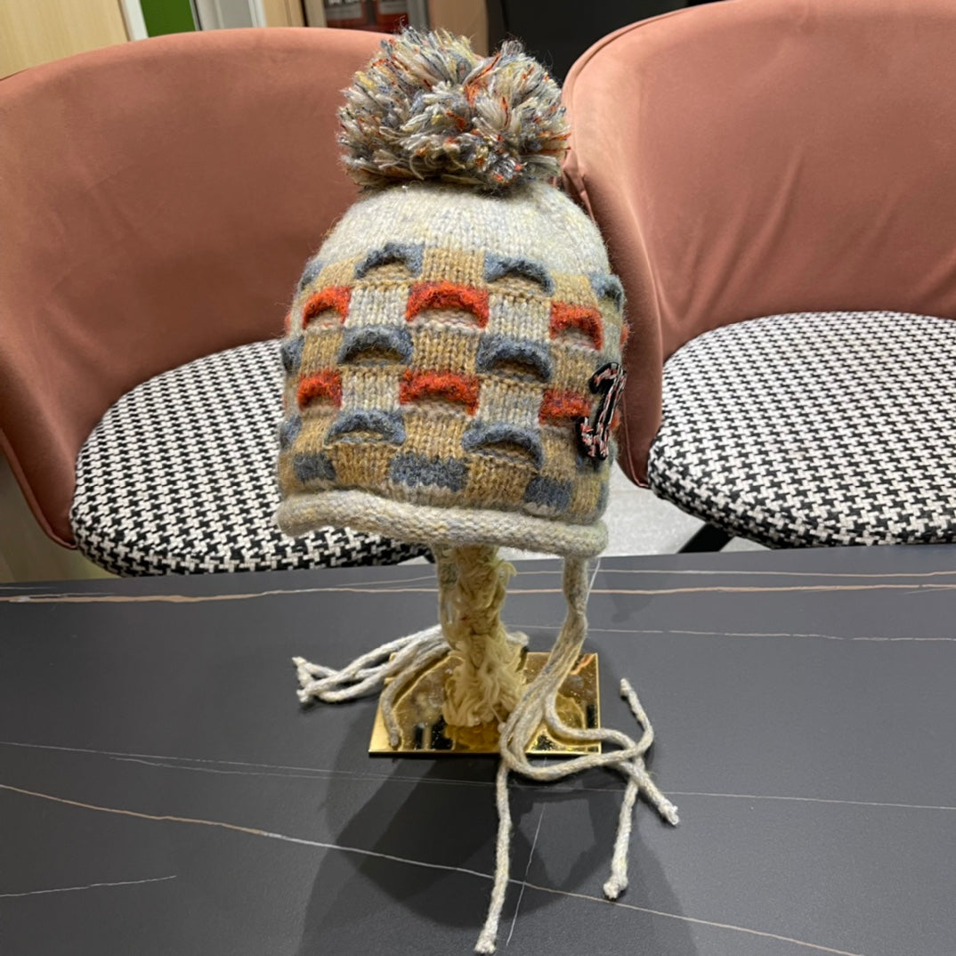 KNITTED WOOL HAT COLORFUL 425766