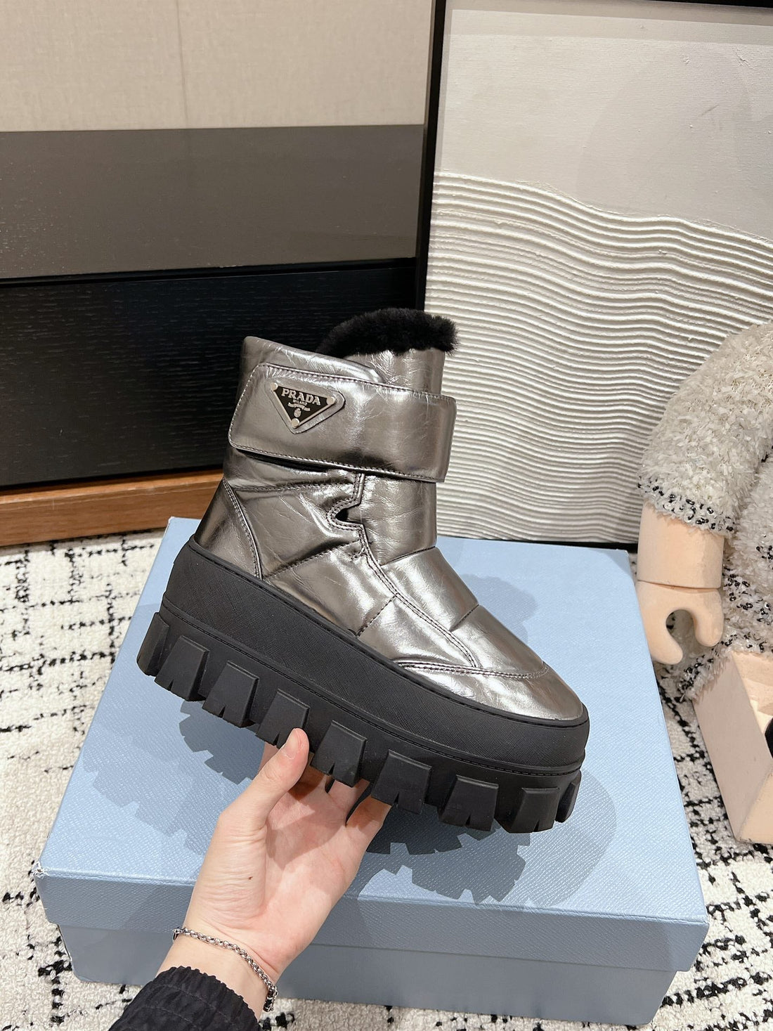 MONOLITH ANKLE BOOTS WITH STRAP IN METALLIC GRAY CALFSKIN AND FLEECE LINING