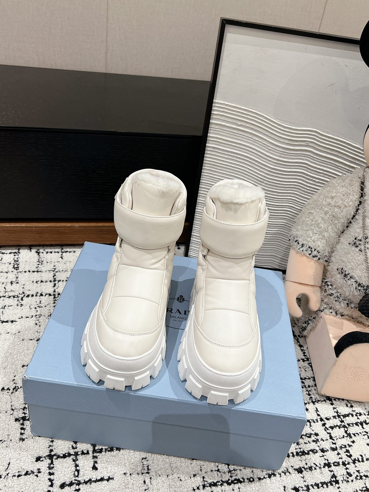 MONOLITH ANKLE BOOTS WITH STRAP IN RICE WHITE CALFSKIN AND FLEECE LINING