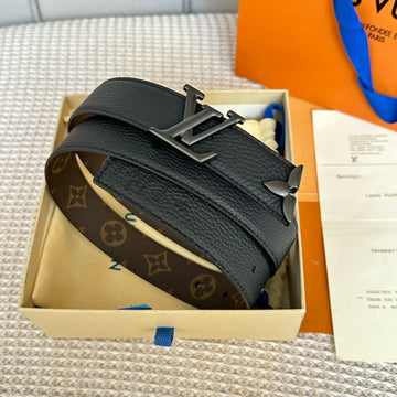 PRETTY LV 30MM REVERSIBLE BELT IN BLACK CALFSKIN BLACK HARDWARE