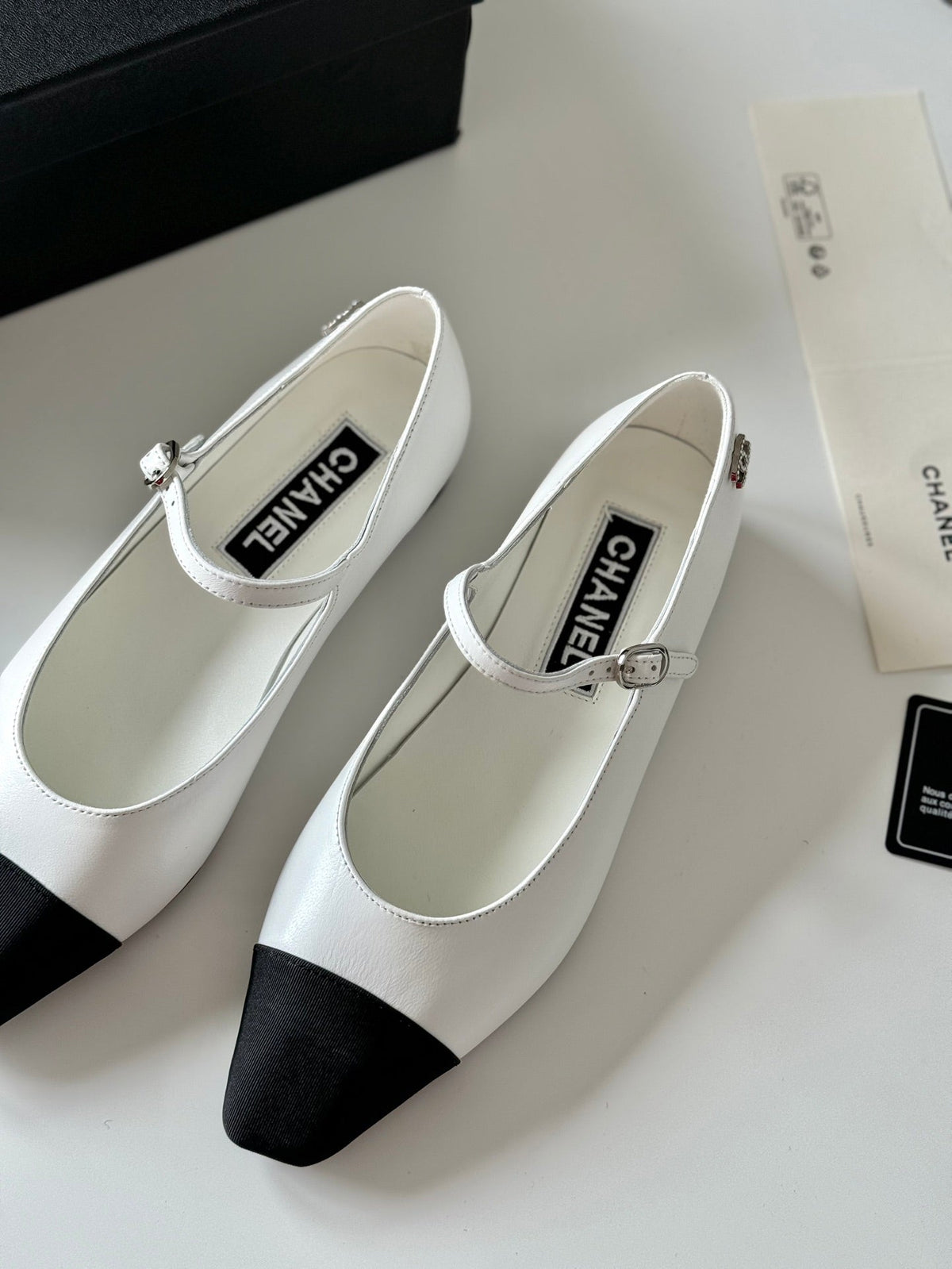 MARY JANE WHITE MIX BLACK CALFSKIN