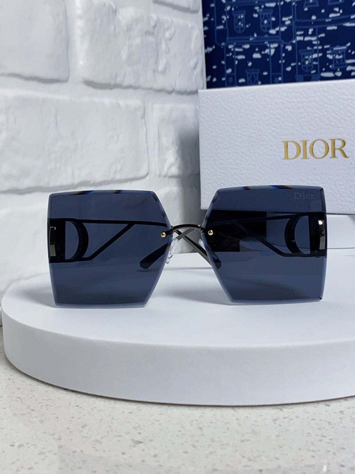 30MONTAIGNE S7U SUNGLASS 578111 IN BLACK METAL GREY LENSES