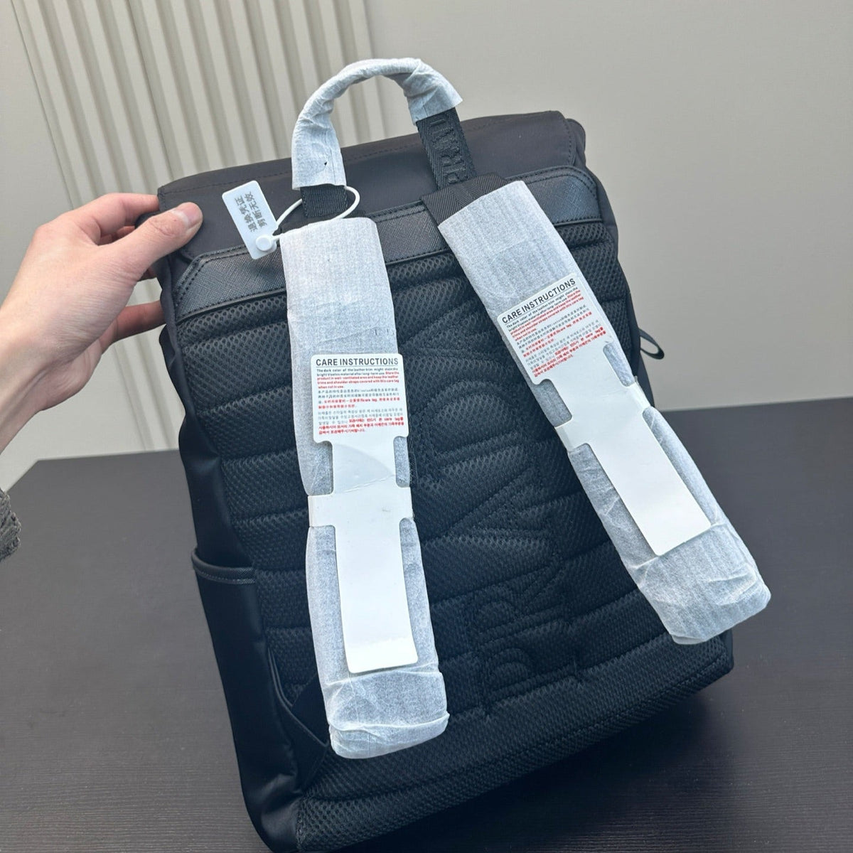DOUBLE BUCKLE BACKPACK 40 IN BLACK RE-NYLON MIX CALFSKIN