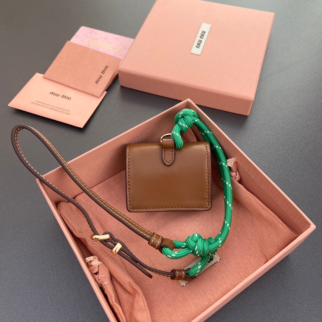 MICRO BAG 7 IN TAWNY BROWN SMOOTH LAMBSKIN GREEN STRAP