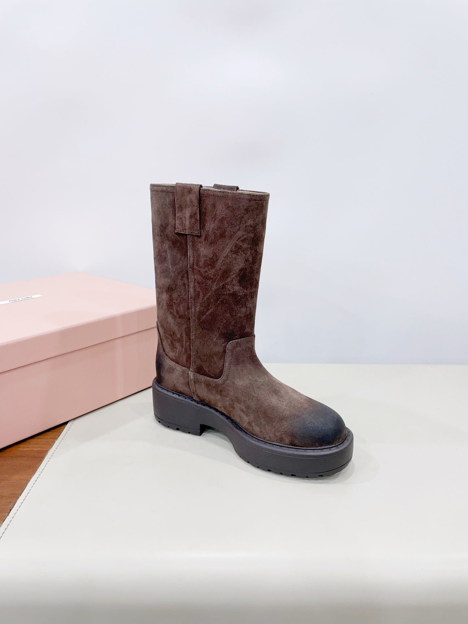 THICK-SOLED BOOTS IN COCOA BROWN SUEDE