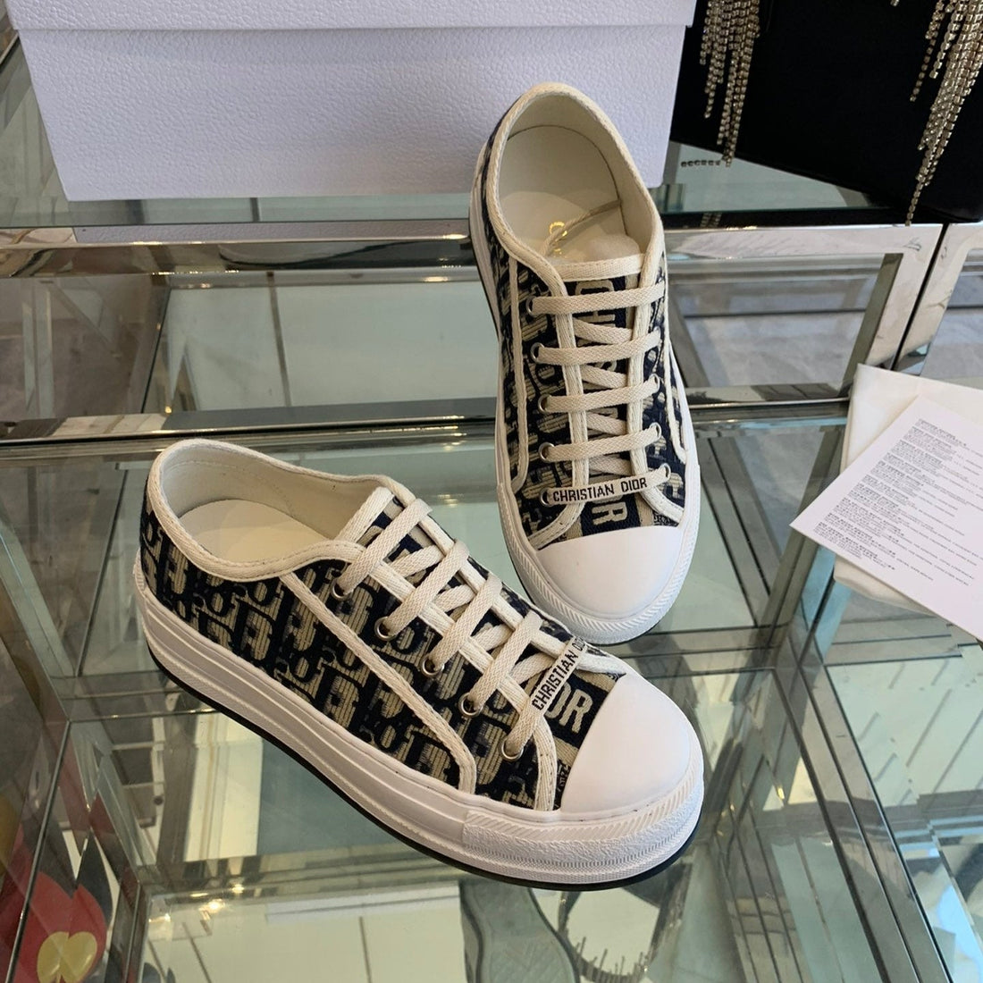 WALK'N PLATFORM SNEAKER IN BLACK MIX CAMEL BROWN EMBROIDERY ICONIC PATTERNS FABRIC