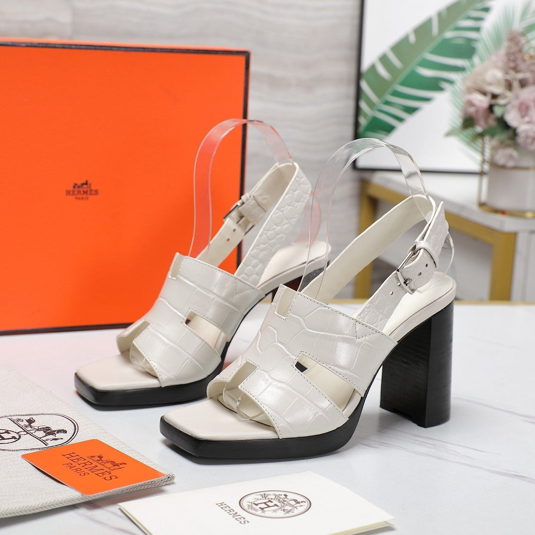 ERIS 95 SANDAL WHITE CALFSKIN PATTERNED