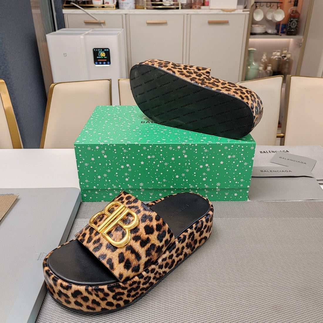 RISE SANDAL THICK-SOLED IN BROWN LEOPARD PRINT CALFSKIN