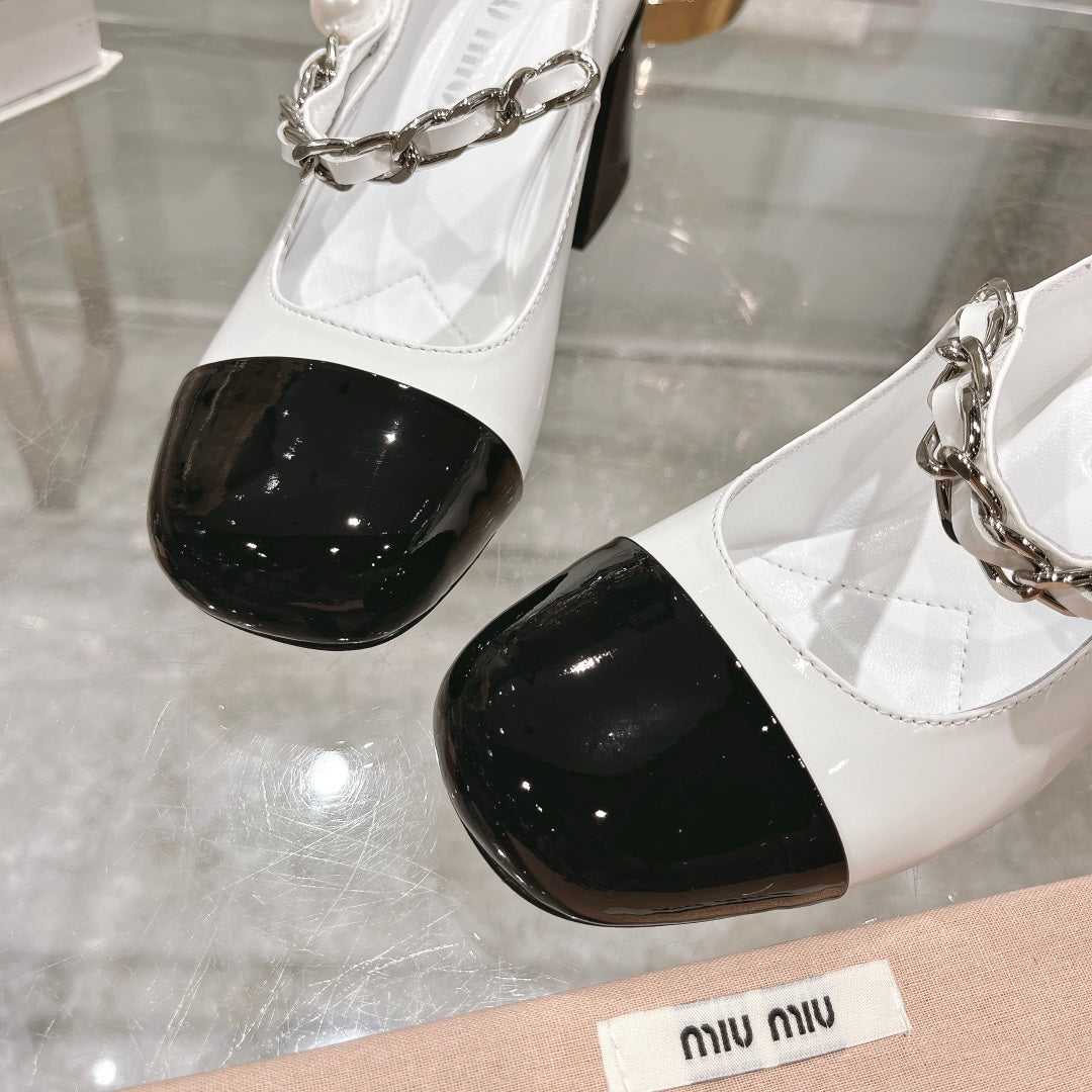 MARY JANE SANDAL CAP TOE WHITE SHEEPSKIN - HIGH HEEL